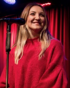 Julia Michaels (Foto: Justin Higuchi; CC BY 2.0)