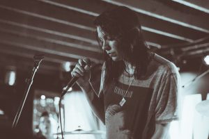 K.Flay (Foto: Abby Gillardi; CC BY 2.0)
