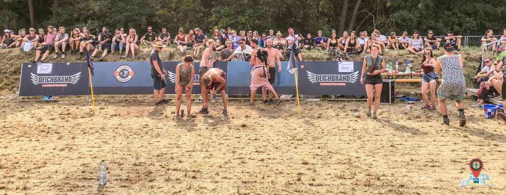 Flunkyball auf dem Deichbrand (Bild: Arne Jürgens)