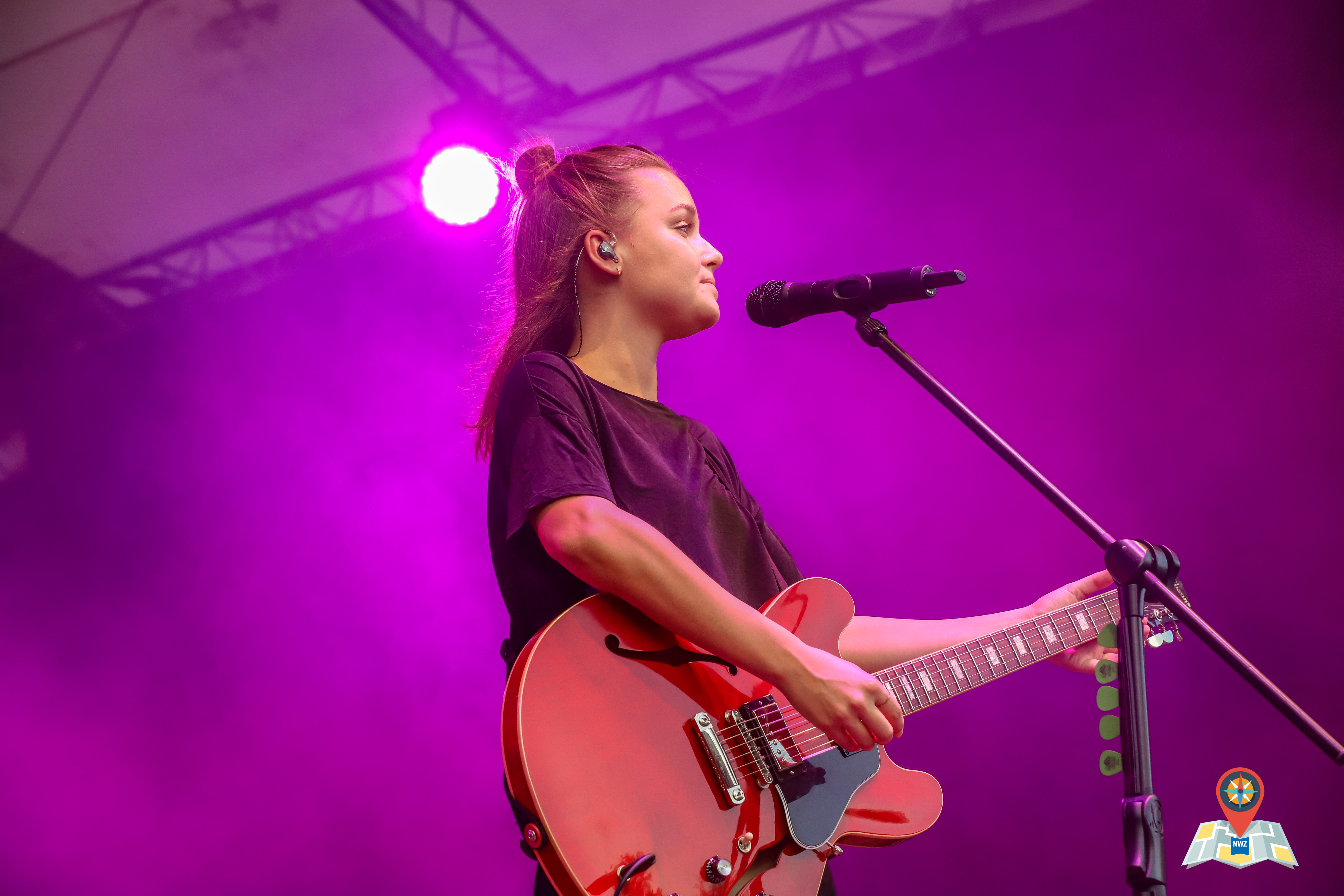 Die Sängerin Lotte auf dem Kultursommer 2018 in Oldenburg (Bild: Claus Hock)