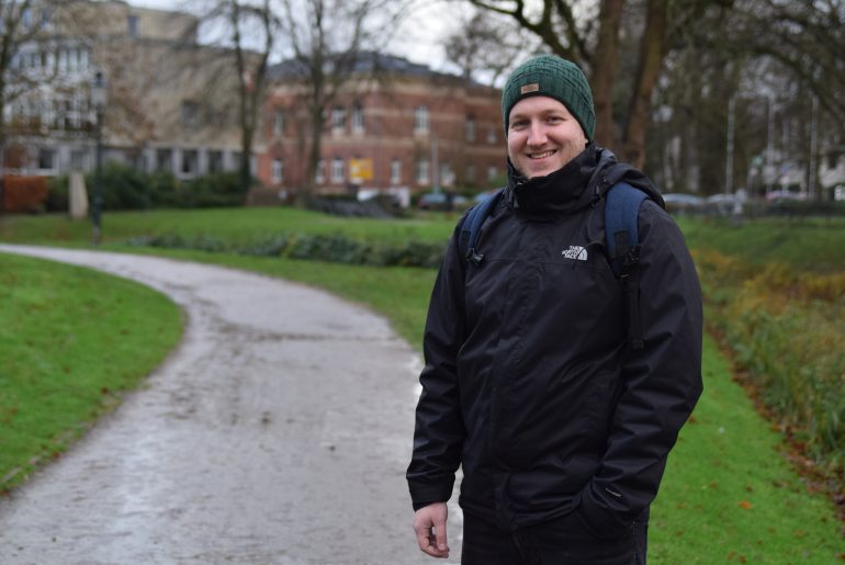 Reiseblogger Tobias Hoiten erzählt von seinen Hobbys und seinen Erfolg auf Instagram. (Bild: Chelsy Haß)