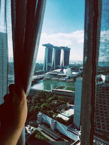 Blick auf das Marina Bay Sands-Hotel (Bild: Emily Zimmermann)